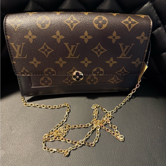 Fashion Louis Vuitton Brown Monogram Chain Bag - Picture 1 of 2